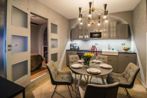 Unique Apt 250m from the Charles Bridge